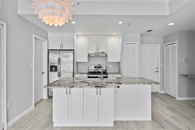 700 HARBOUR ISLAND 238, Tampa, FL 33602