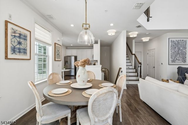 125 SEQUOIA DRIVE, Cedar Grove Twp., NJ 07009