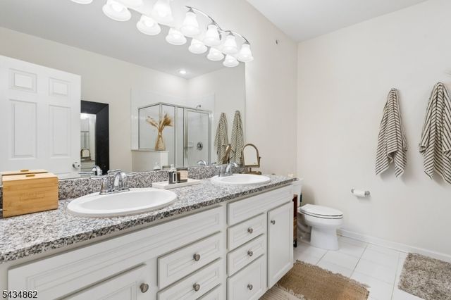 125 SEQUOIA DRIVE, Cedar Grove Twp., NJ 07009