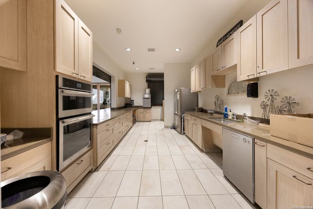 9702 Tupelo, San Antonio, TX 78254