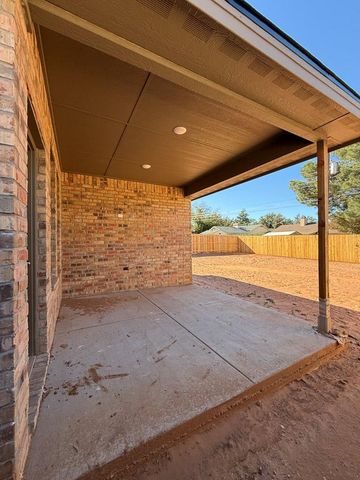 2704 Shirley Dr, Big Spring, TX 79720