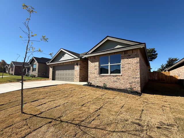 2704 Shirley Dr, Big Spring, TX 79720