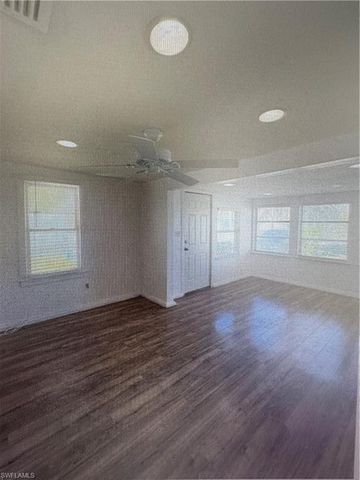 333 San Bernardino ST, North Fort Myers, FL 33903