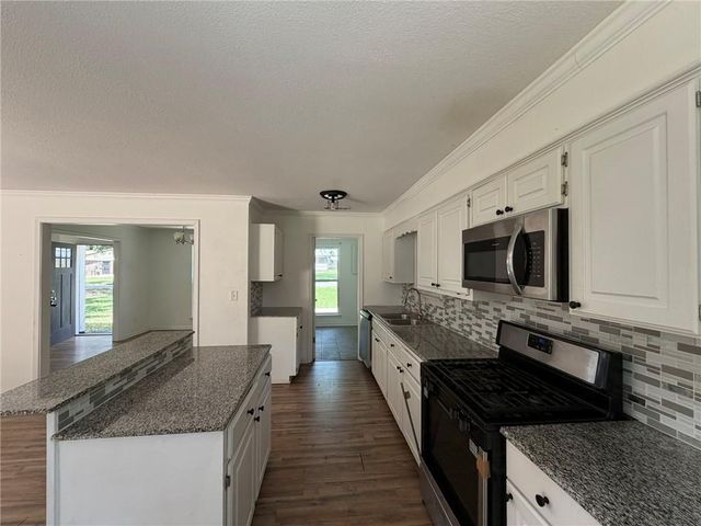 7057 Arbor Drive, Theodore, AL 36582