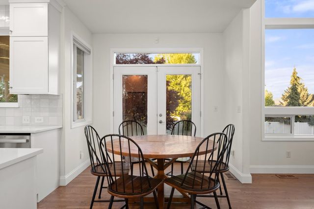 17405 E Morningside Ln, Greenacres, WA 99016