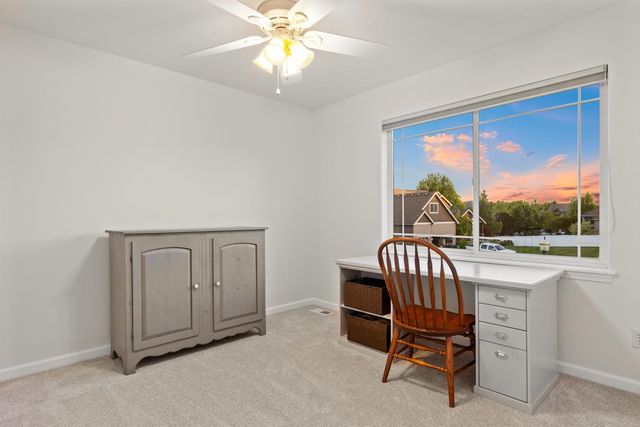17405 E Morningside Ln, Greenacres, WA 99016