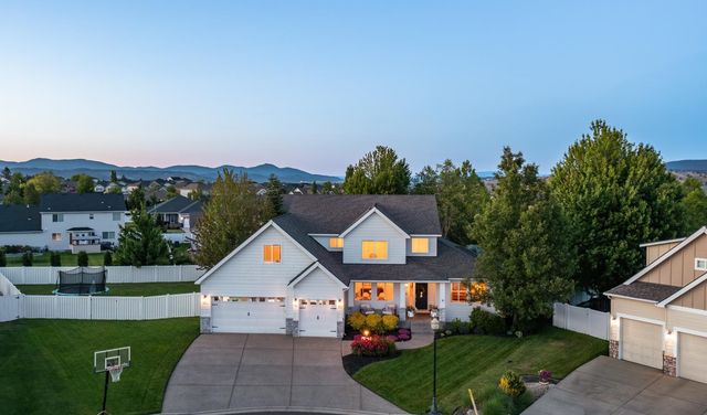 17405 E Morningside Ln, Greenacres, WA 99016