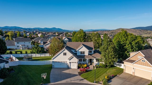 17405 E Morningside Ln, Greenacres, WA 99016