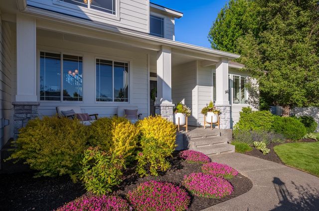 17405 E Morningside Ln, Greenacres, WA 99016