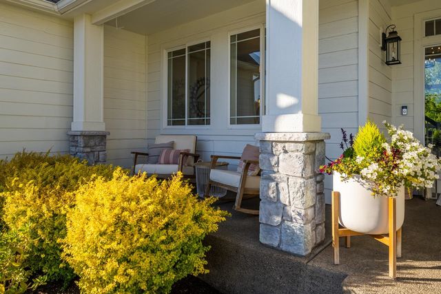 17405 E Morningside Ln, Greenacres, WA 99016