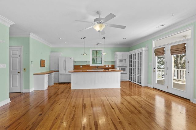 3926 Flagg St., Murrells Inlet, SC 29576