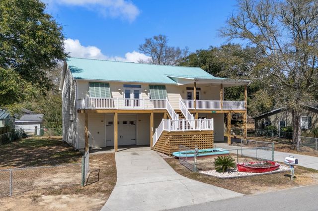 3926 Flagg St., Murrells Inlet, SC 29576