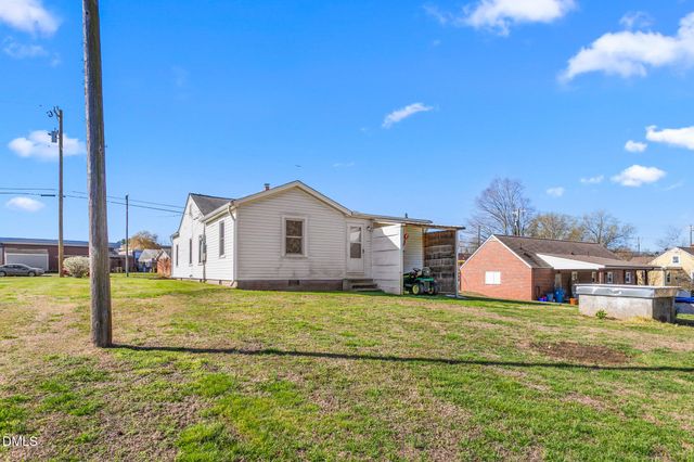 2221 Gerringer Mill Road, Elon, NC 27244