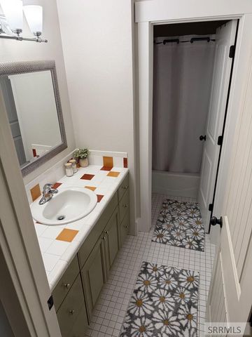 1432 Kelly Court, Pocatello, ID 83201