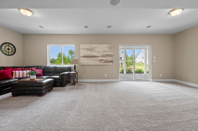 6872 Creekside Way, Excelsior, MN 55331