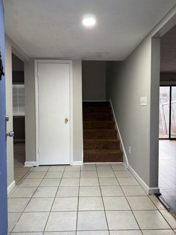 930 Pine Oak Trail, Mableton, GA 30168