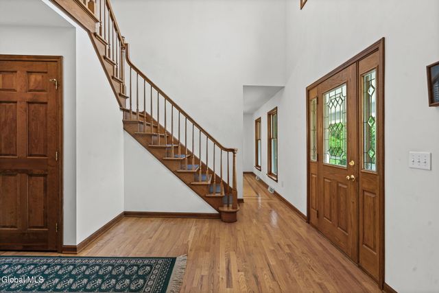 28 Victorian Drive, Poestenkill, NY 12140