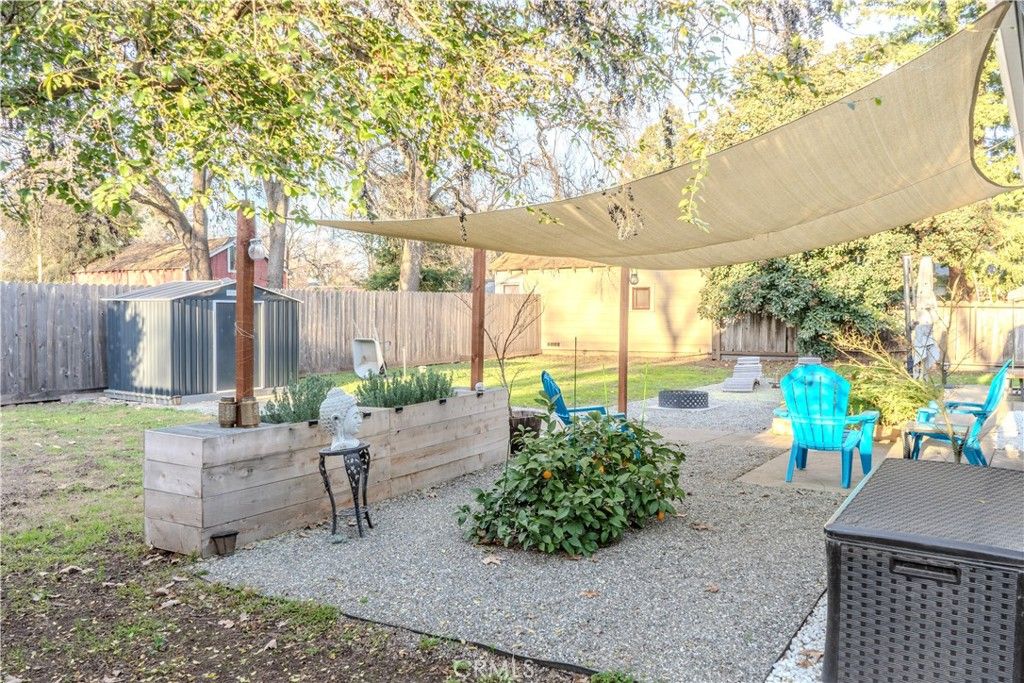 Image 33 of property listing at 460 E 10th Avenue, Chico, CA 95926