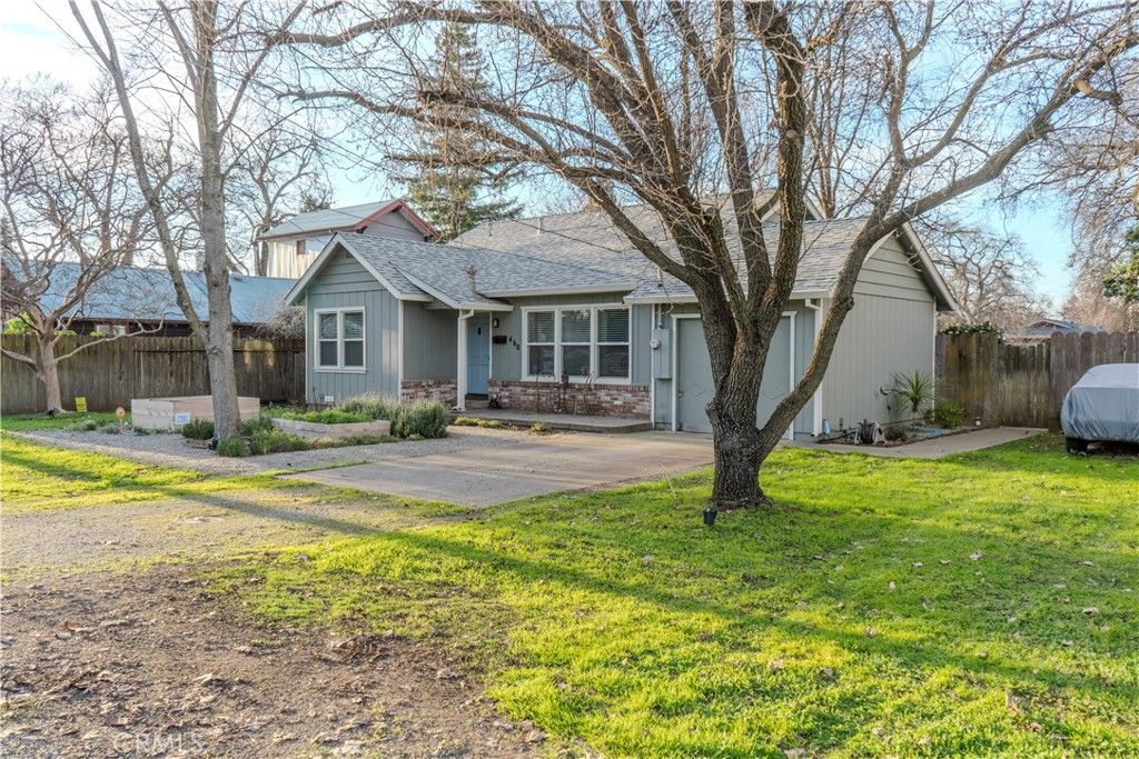 Image 4 of property listing at 460 E 10th Avenue, Chico, CA 95926