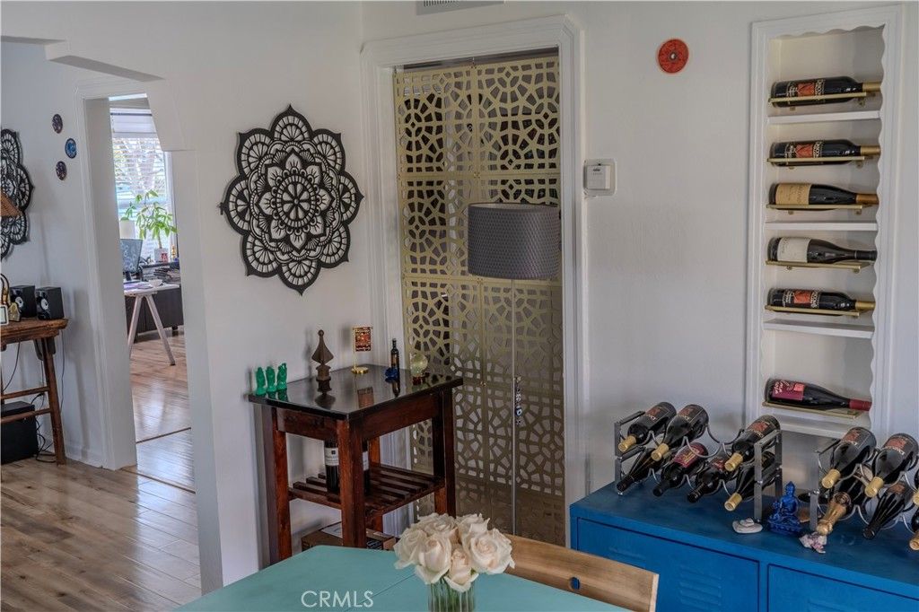 Image 8 of property listing at 460 E 10th Avenue, Chico, CA 95926