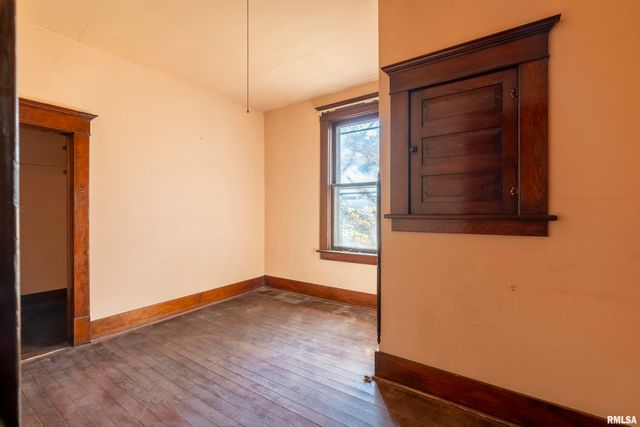 1250 E PARK Street, Carbondale, IL 62901