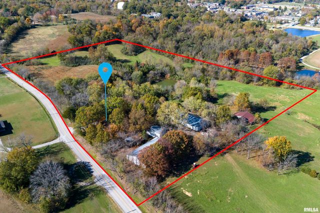 1250 E PARK Street, Carbondale, IL 62901