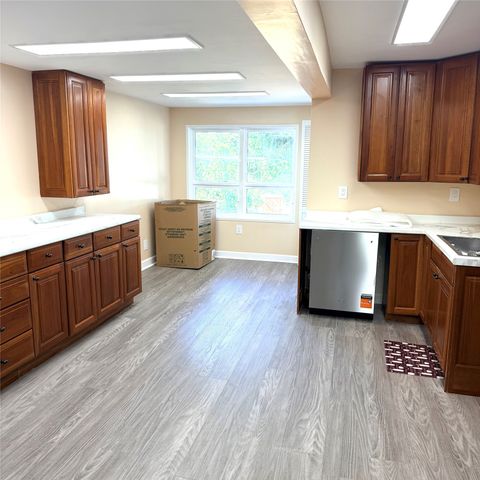 4102 DAVISON Avenue, Erie, PA 16504