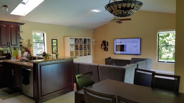 1818 Park Avenue, Weston, FL 33326