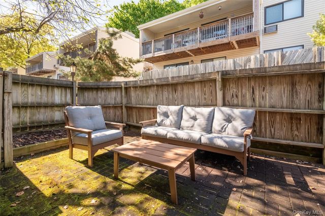 17 Hillside Terrace D, White Plains, NY 10601