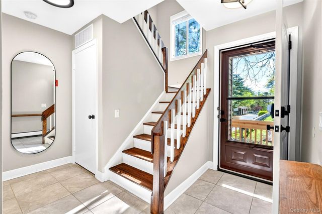 17 Hillside Terrace D, White Plains, NY 10601