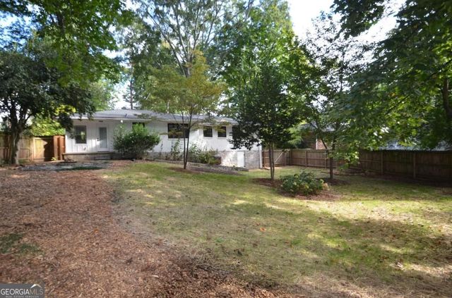 1172 Blueberry Trail, Decatur, GA 30033