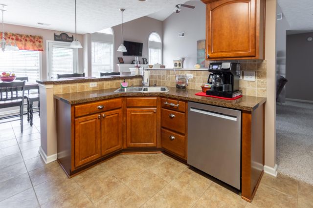209 Timothy Drive, Nicholasville, KY 40356