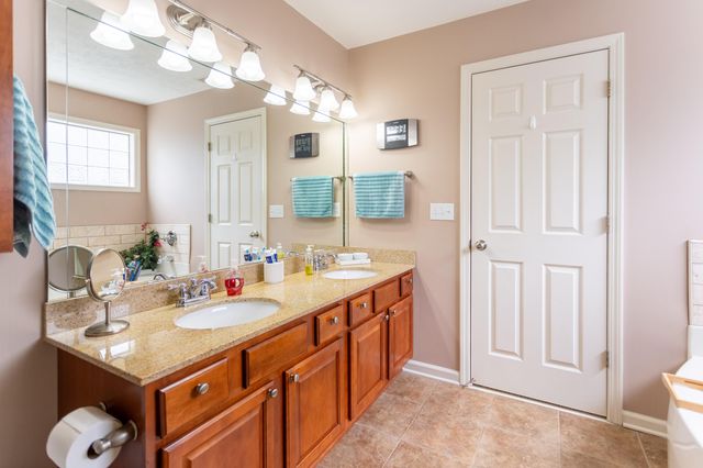 209 Timothy Drive, Nicholasville, KY 40356