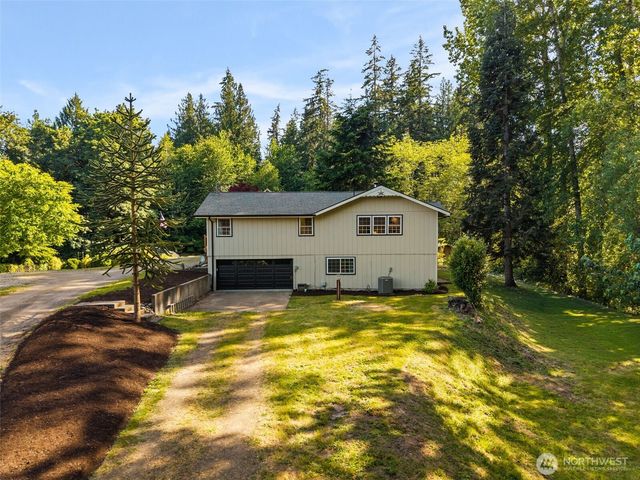 395 NW Blomster Way, Poulsbo, WA 98370