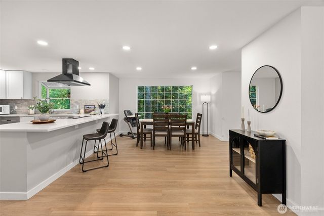 395 NW Blomster Way, Poulsbo, WA 98370