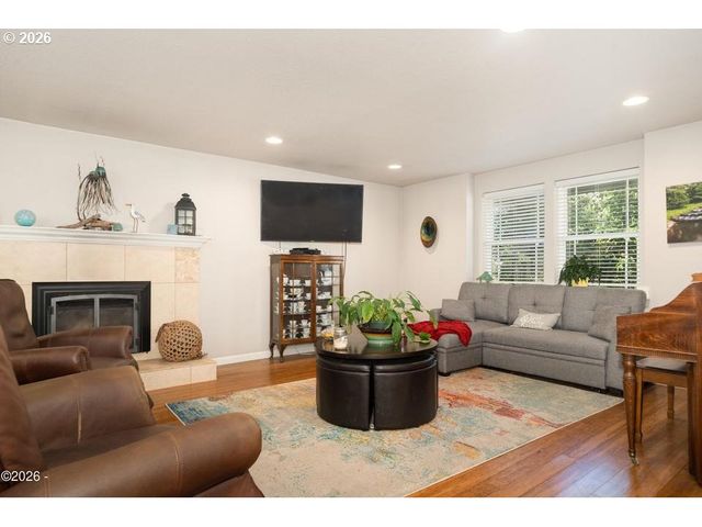 5460 PALISADES Dr, Lincoln City, OR 97367
