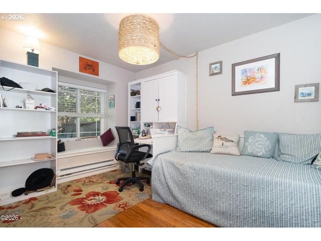 5460 PALISADES Dr, Lincoln City, OR 97367