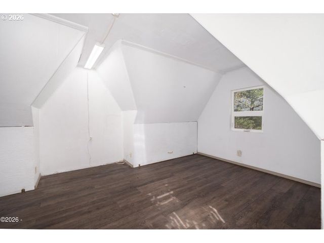 5460 PALISADES Dr, Lincoln City, OR 97367