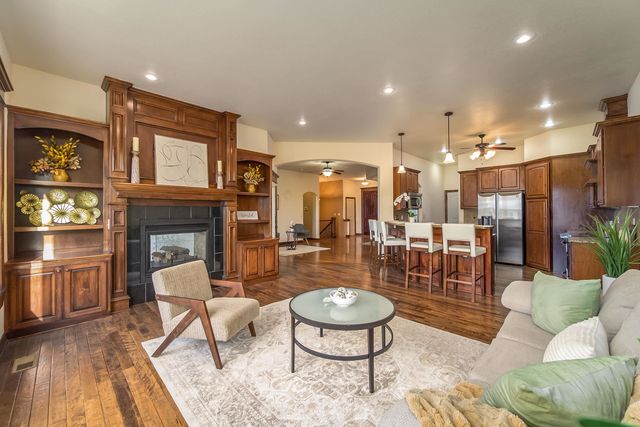 13310 E Mount Vernon Rd, Wichita, KS 67230