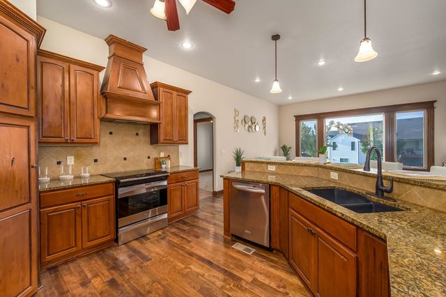 13310 E Mount Vernon Rd, Wichita, KS 67230