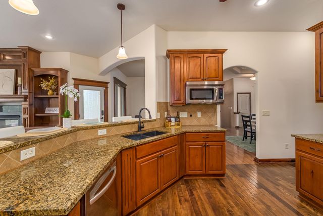 13310 E Mount Vernon Rd, Wichita, KS 67230