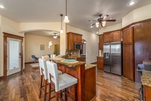 13310 E Mount Vernon Rd, Wichita, KS 67230