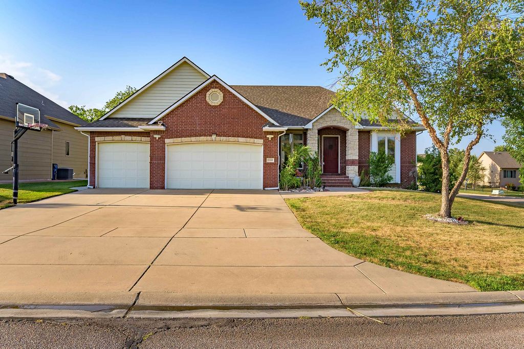 13310 E Mount Vernon Rd, Wichita, KS 67230