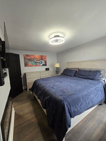 7959 S Michigan Avenue, Chicago, IL 60619