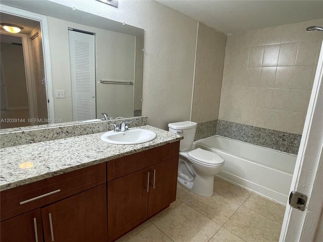 12980 Vista Isles Drive 314, Sunrise, FL 33325