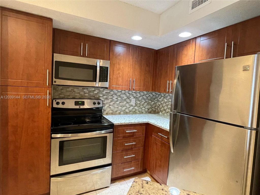 12980 Vista Isles Drive 314, Sunrise, FL 33325