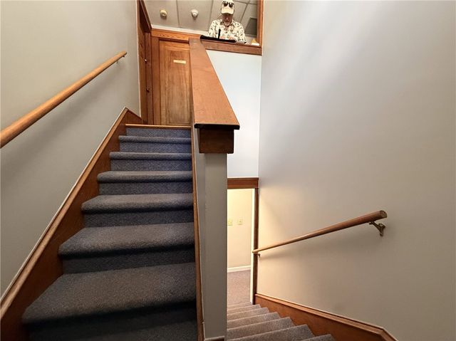 2797 post Road, Warwick, RI 02886
