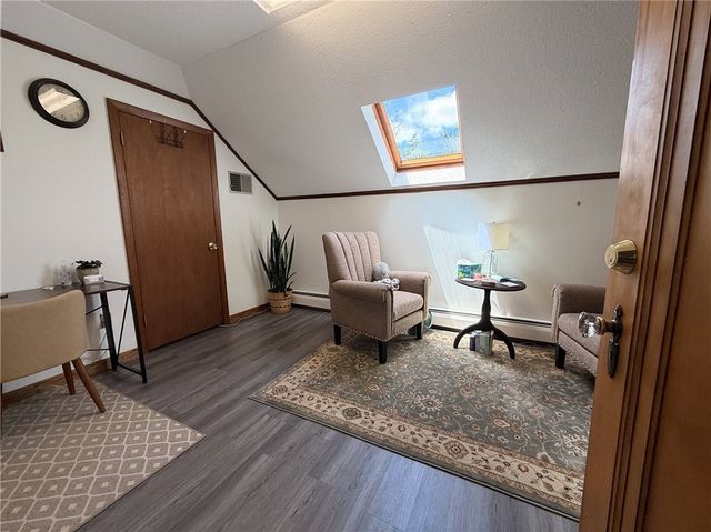 2797 post Road, Warwick, RI 02886
