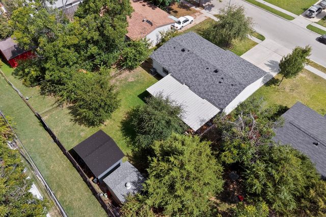 2539 Hearthstone Drive, Farmers Branch, TX 75234