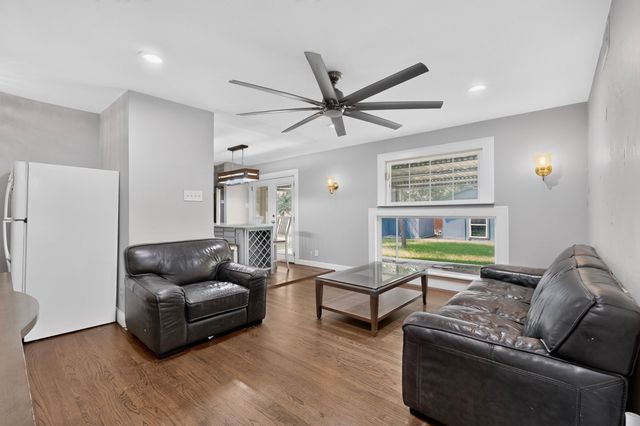 2539 Hearthstone Drive, Farmers Branch, TX 75234